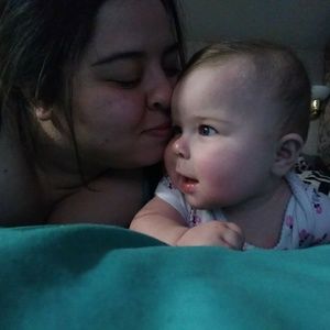 Meet your Posher, Kayla